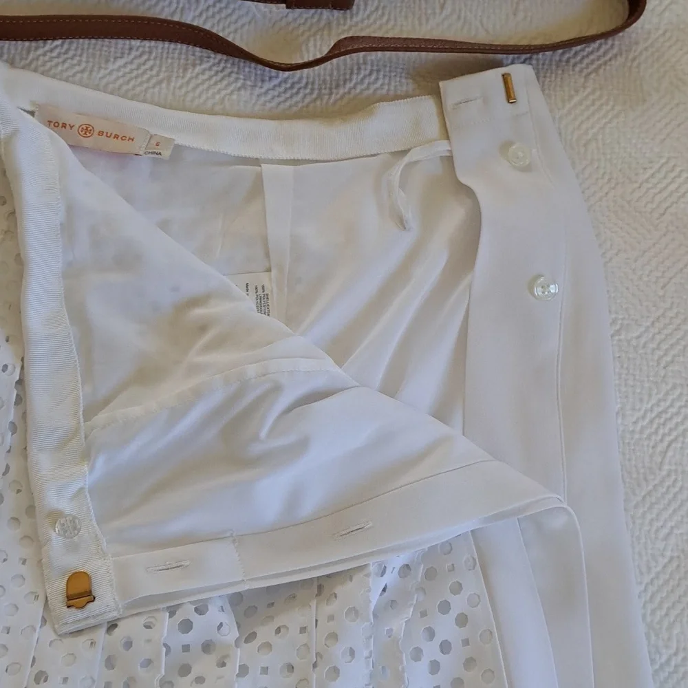 Tory Burch Womens Carine White Laser Cut Pleated Midi‎ Skirt Lined Belt Size 6
